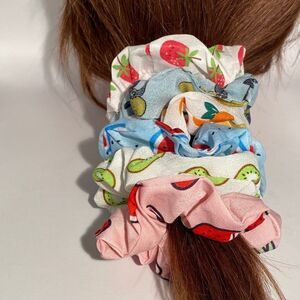 1397 Set of 6 Lightweight Summer Print Scrunchie NWT